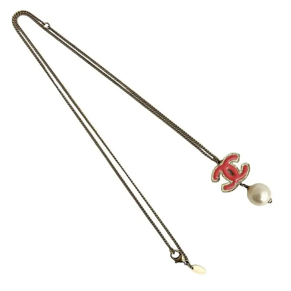 CHANEL Authentic Pink Pearl Logo Necklace